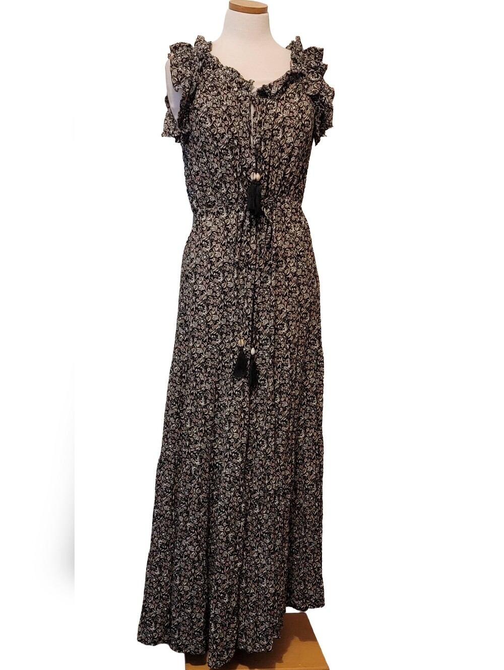 Natural Life Bohemian Floral Prarie Peasant Tassel Drawstring Ruffle Maxi Dress